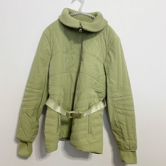 CAbi 4300 Ski Lift Puffer Sage Fall 2022 Large EUC - Picture 3 of 7